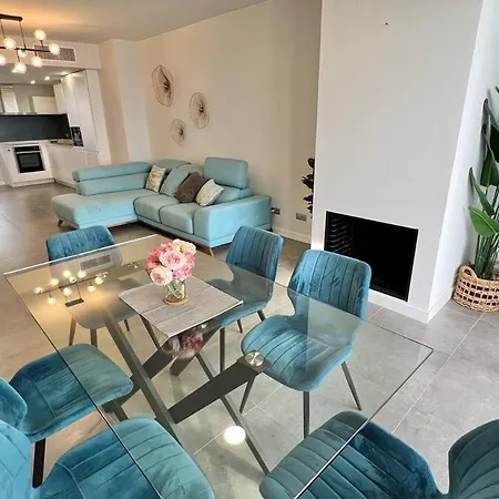 Apartment Luxury Penthouse With With Amazing Sea Views